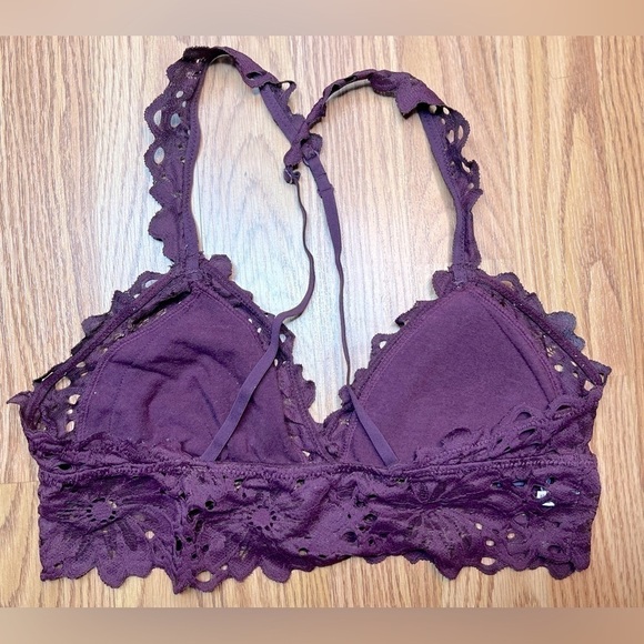 Maroon Floral Lace Bralette - Picture 2 of 2